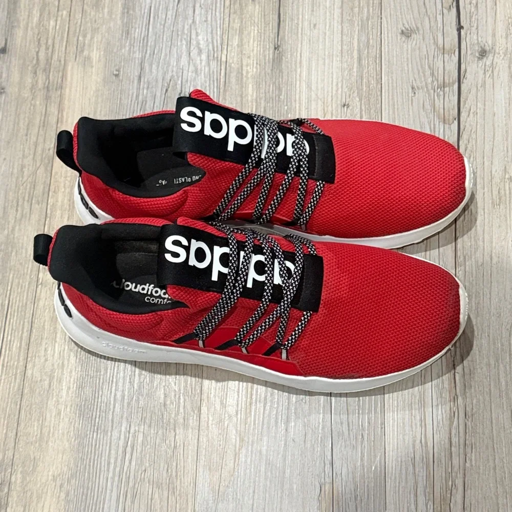 EUC ADIDAS CLOUDFOAM SNEAKER RED
